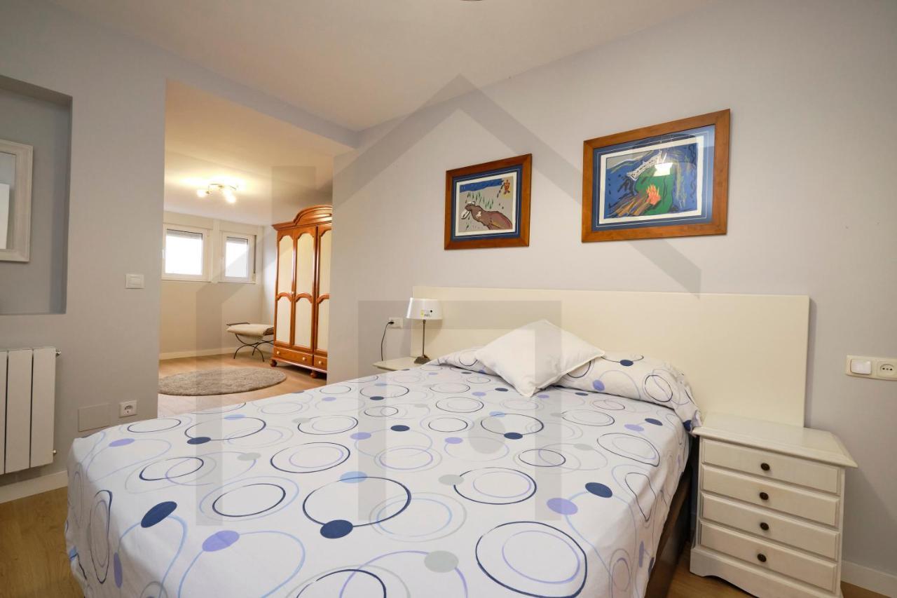 Espectacular Atico A Un Paso Del Centro De Gijon Bed & Breakfast Bagian luar foto