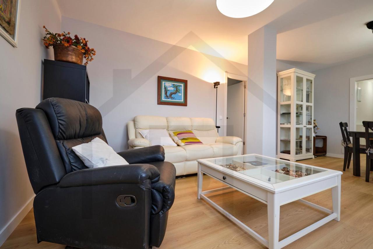 Espectacular Atico A Un Paso Del Centro De Gijon Bed & Breakfast Bagian luar foto